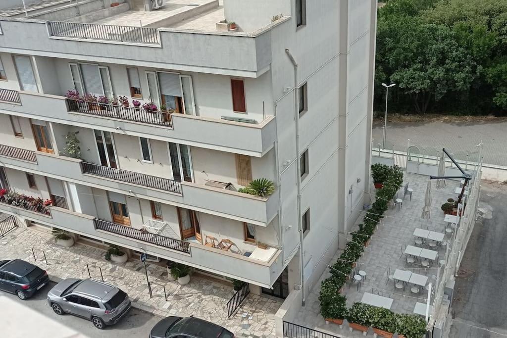 Appartamento Terrazza Bella Vista Cisternino Exterior photo